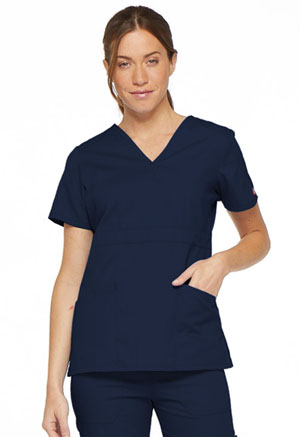 Dickies EDS Signature Mock Wrap Top in
Navy (86806-NVWZ)