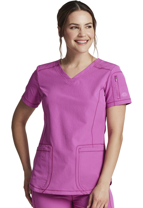 Dickies Dickies Dynamix V-Neck Top in Techno Pink